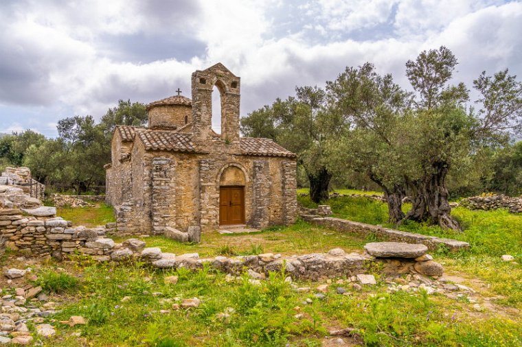 077 Naxos, Kerk van Agios Georgios Diasonitis.jpg